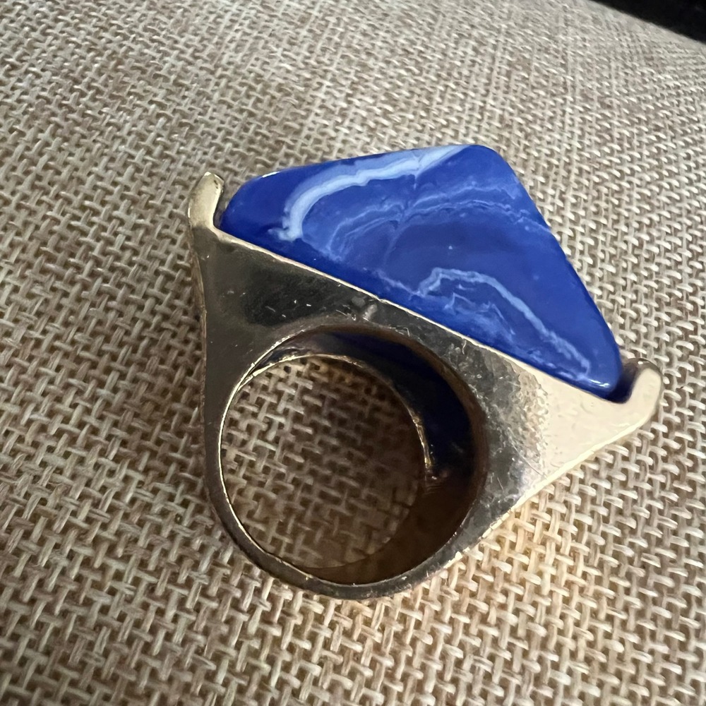 Gold Tone Blue White Marbled Resin Chunky Statement Ring Size 6 Eclectic